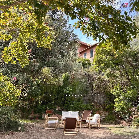 Feriehus Borgo Ferraria San Gregorio (Sardinia)